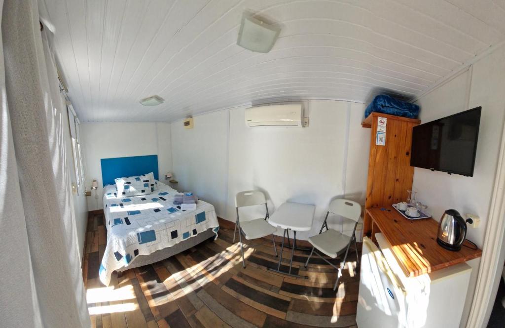Interior equipado de una suite de Squania